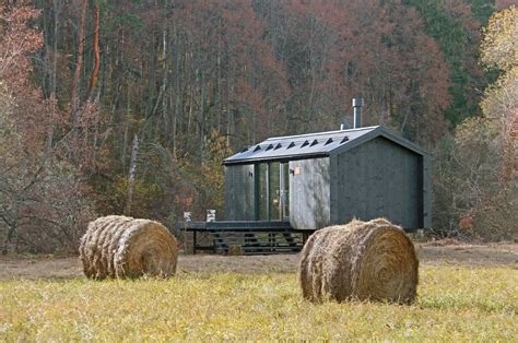 metal clad tiny house|modern tiny metal houses.